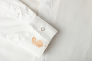remove stains from white clothes
